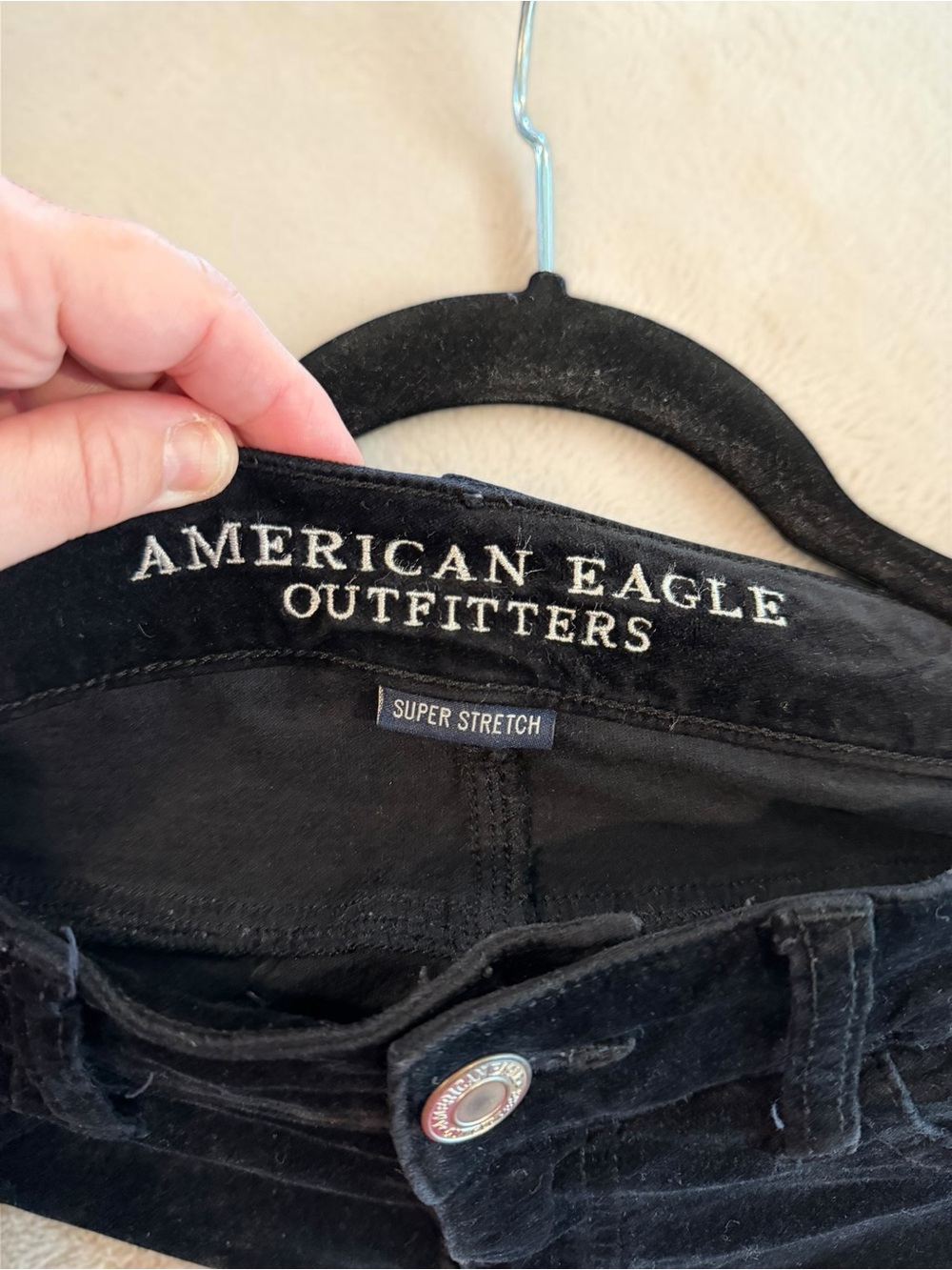 American Eagle Outfitters Black Velvet-Look Skinny Pants - Picture 4 of 10